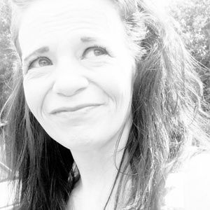 Meet your Posher, Tonyna